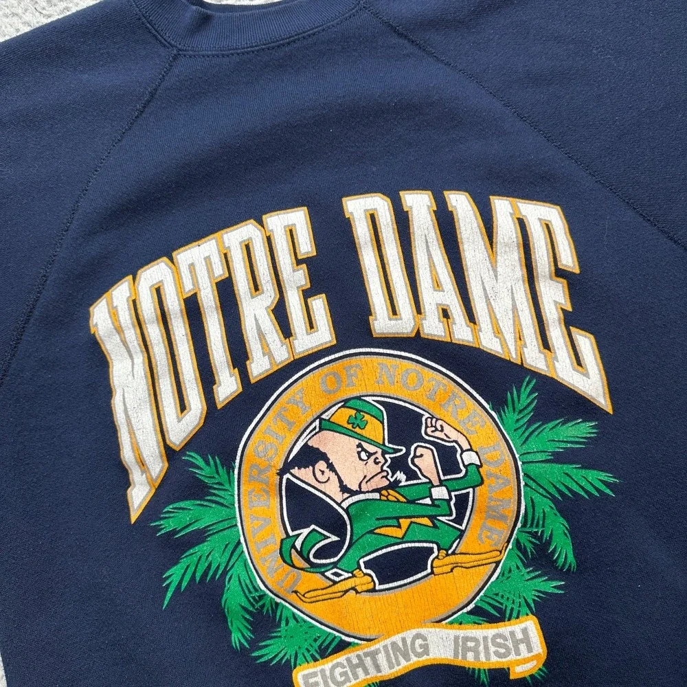 Vintage Notre Dame Fighting Irish Sweater Mens Large Navy Blue Graphics USA Made